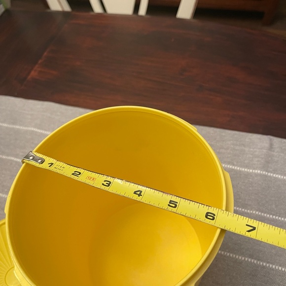 PRICE DROP TODAY ONLY! Vintage Tupperware canisters!  Two canisters. - Picture 7 of 9